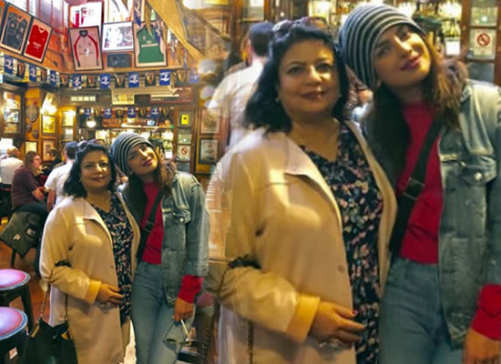 Priyanka Chopra's happy moments with mother Madhu Chopra in Ireland! Priyanka Chopra's happy moments with mother Madhu Chopra in Ireland!