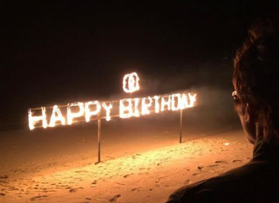 Amitabh Bachchan's 75th birthday with crackers and a huge cake! Amitabh Bachchan's 75th birthday with crackers and a huge cake!