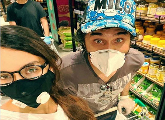 Shraddha's adventurous grocery shopping with brother Siddhanth amid lockdown!