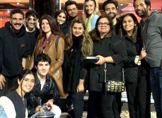 Akshay Kumar wraps Glasgow schedule with team for Bell Bottom!