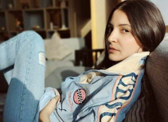 Anushka Sharma to share a cryptic post on social media!