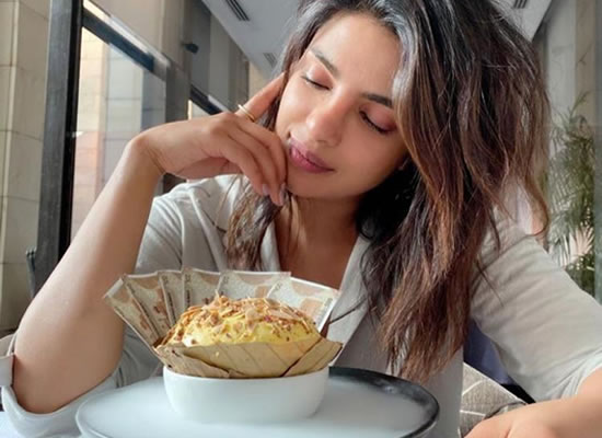 Priyanka Chopra Jonas to enjoy 'Daulat Ki Chaat' in Delhi!