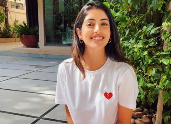 Navya Naveli Nanda to share her lovely pic in a 'heartbreak' T-shirt!