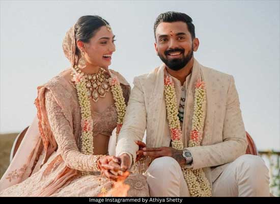 KL Rahul ties the knot with Athiya Shetty in Khandala!