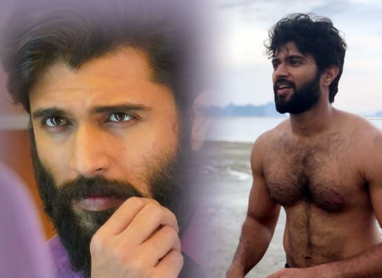 Vijay Deverakonda's impressive six pack abs for his next Fighter!