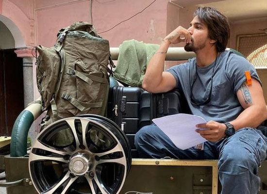Harshvardhan Rane's first look from his first day on Haseen Dillruba's set!